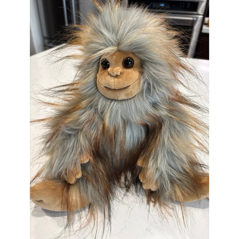 NEW!! Douglas Sasquatch Flo
